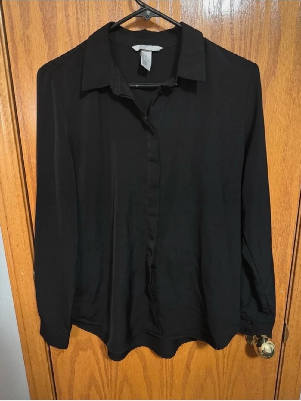H&M Black Women’s Long-Sleeve Button-Down Shirt